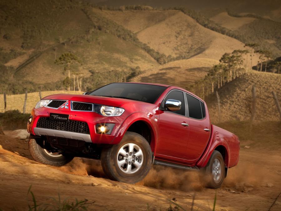 Mitsubishi L200 Triton (BR) '2011